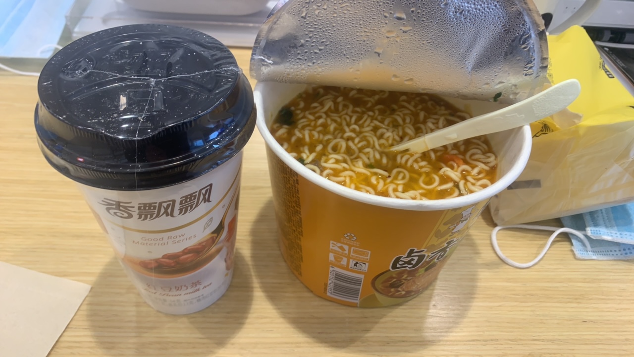吃早饭啦

9 / 作者:糖酥Y / 
