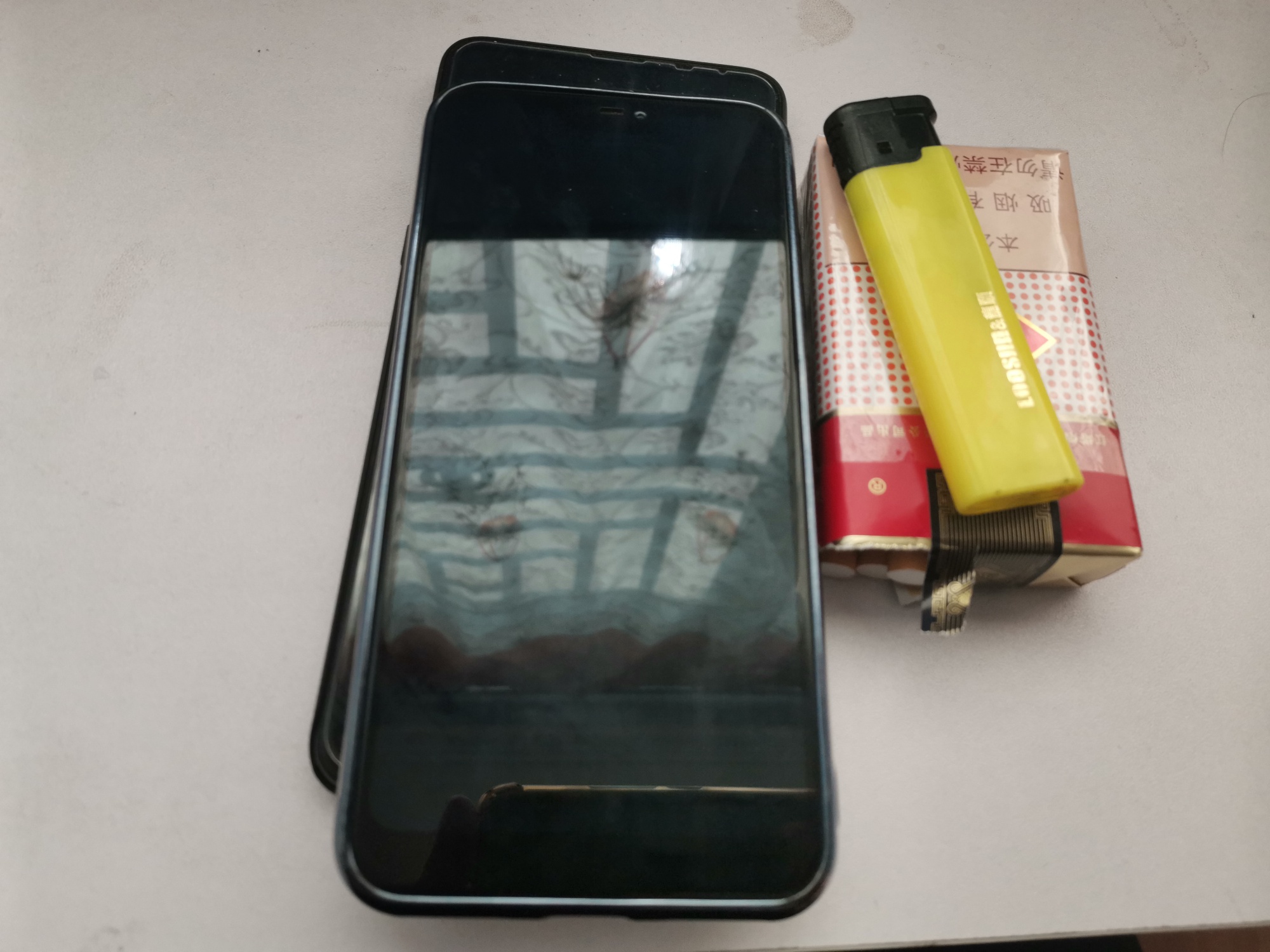 刚睡醒。随缘打赏几位老哥

70 / 作者:自由自在的飞 / 
