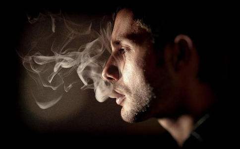     回想往事不堪回首，最终连个能诉说的人都没有，有老哥互相聊下骚吗？坐标0755

91 / 作者:Ronging / 