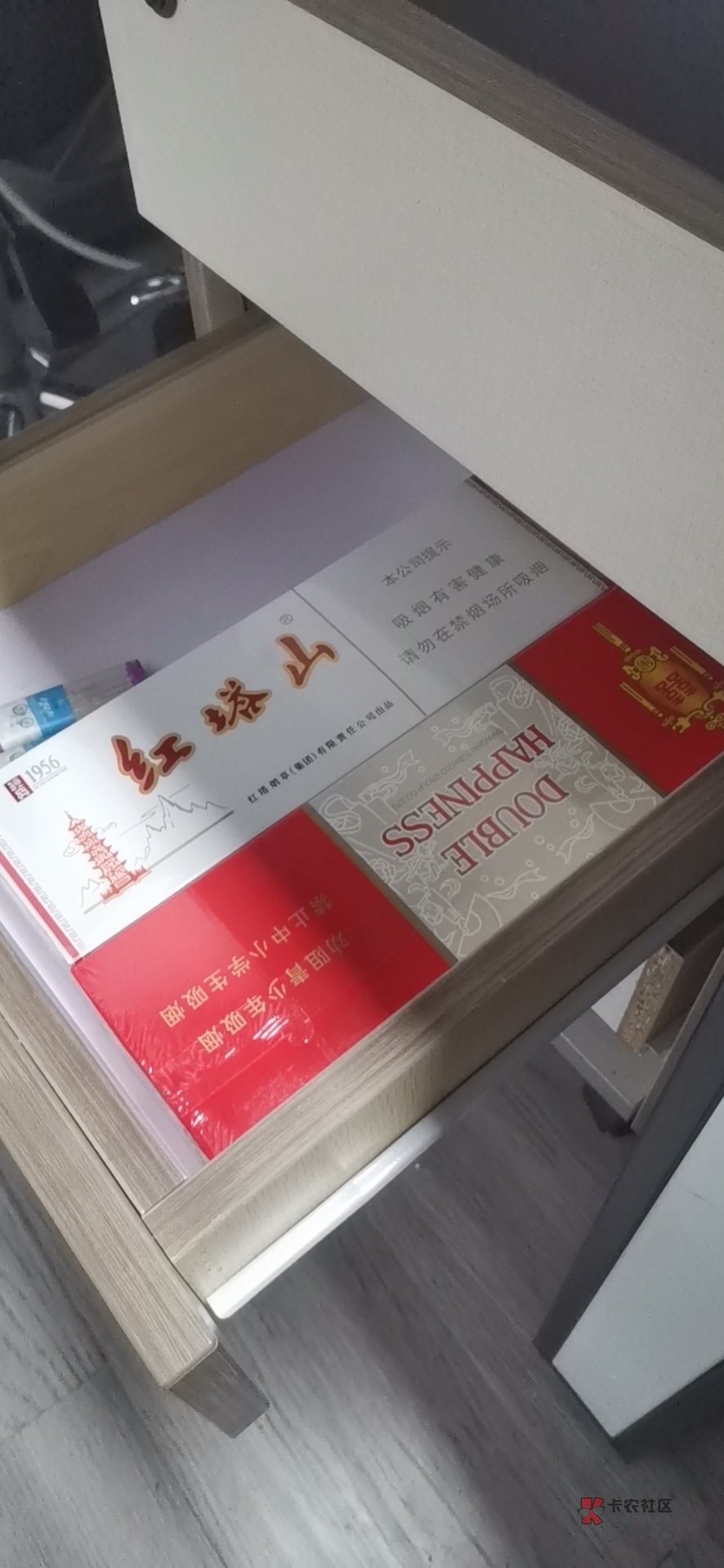 赌G是没有好下场的,今天发了4500  还了这个朋友2700还欠他41500 还了我弟300 同事10087 / 作者:涂正田 /  赌G是没有好下场的,今天发了4500  还了这个朋友2700还欠他41500 还了我弟300 同事10087 / 作者:涂正田 /