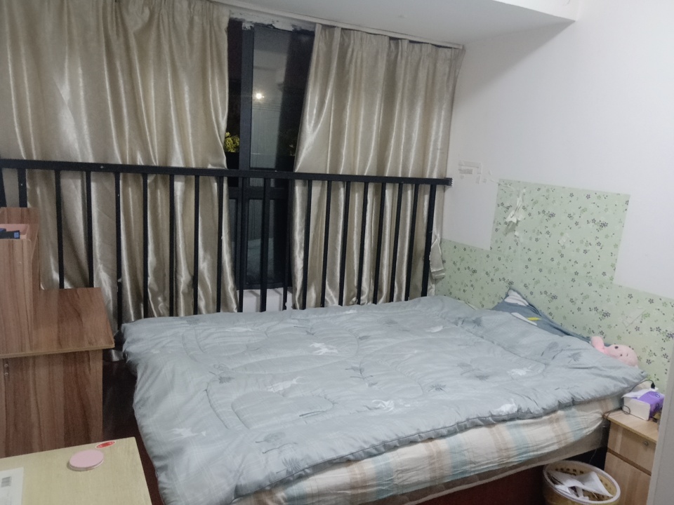 终于把房间打扫好了，听听歌，敷个面膜，人生建议:没事别在杭州打工，说说杭州租房，49 / 作者:vhgvcffc / 