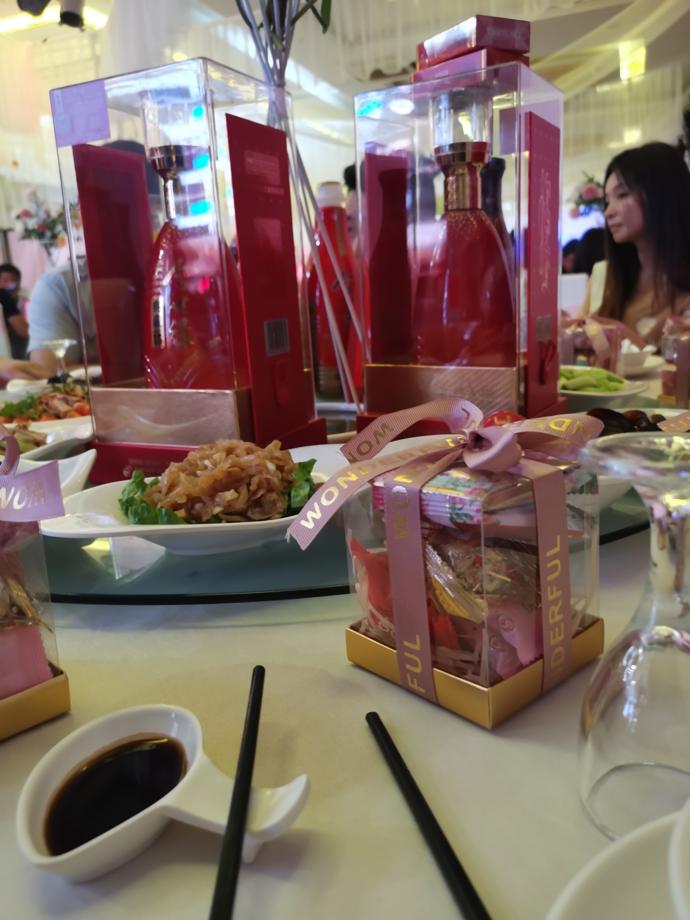 兄弟们有什么办法把这二包烟顺到口袋？

45 / 作者:一袁烟雨任平生 / 
