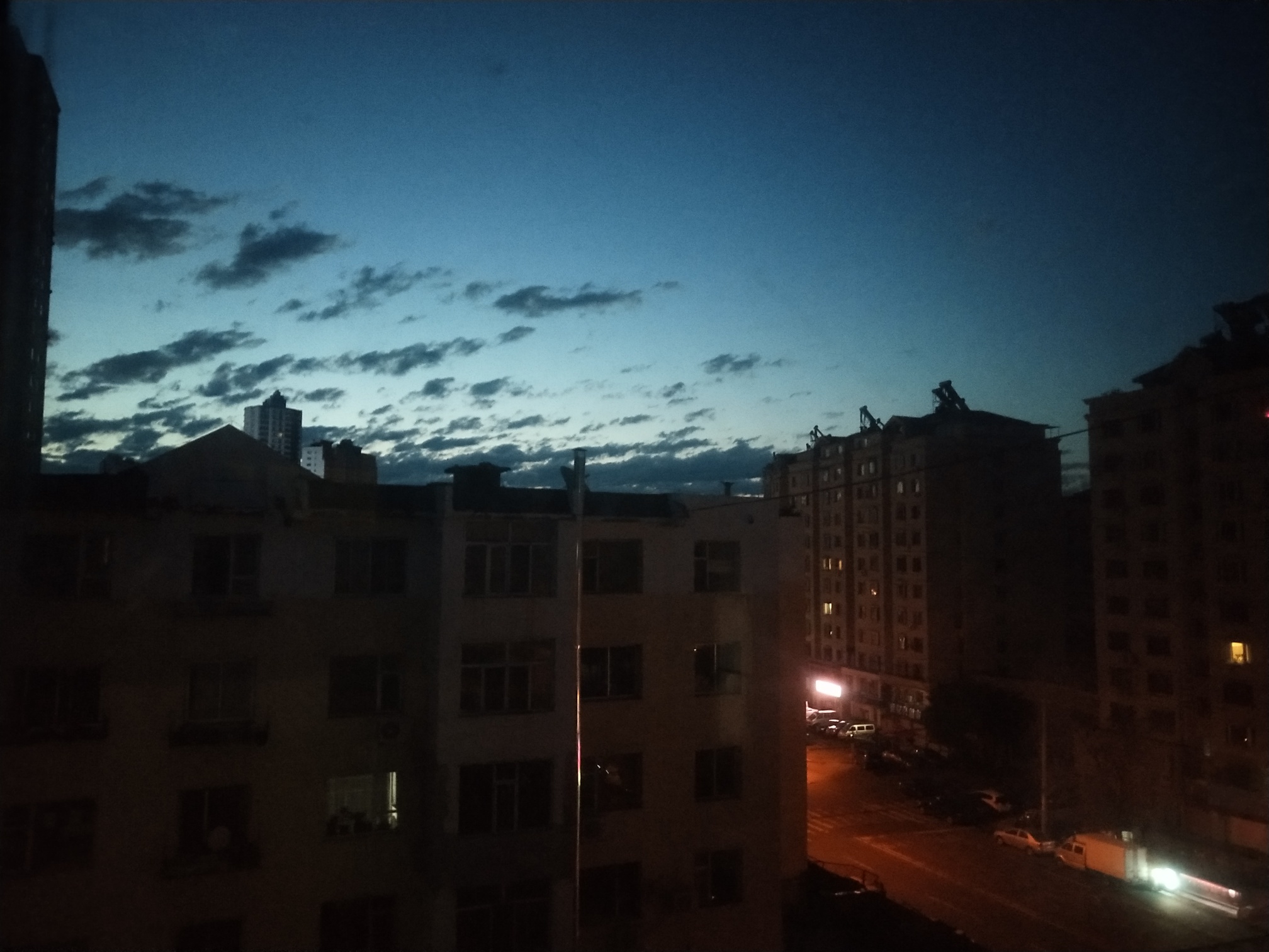 天要亮了

45 / 作者:坚信不是最糟的 / 