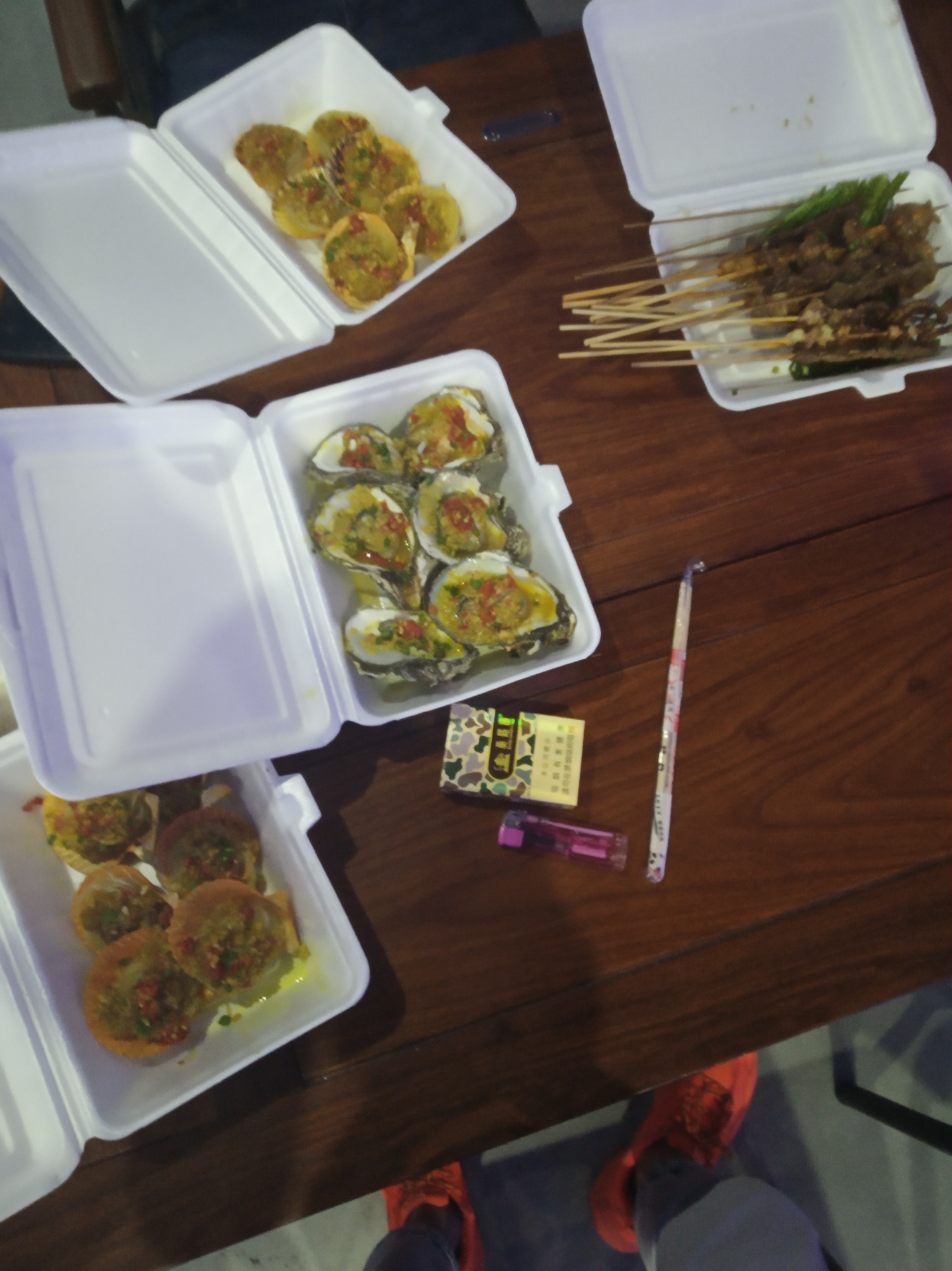 饿了饿了

57 / 作者:-半梦半醒 / 