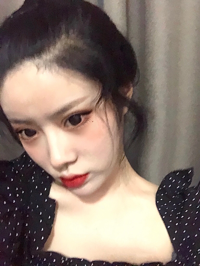 活着容易 生活太难了


98 / 作者:怎么吃不饱. / 