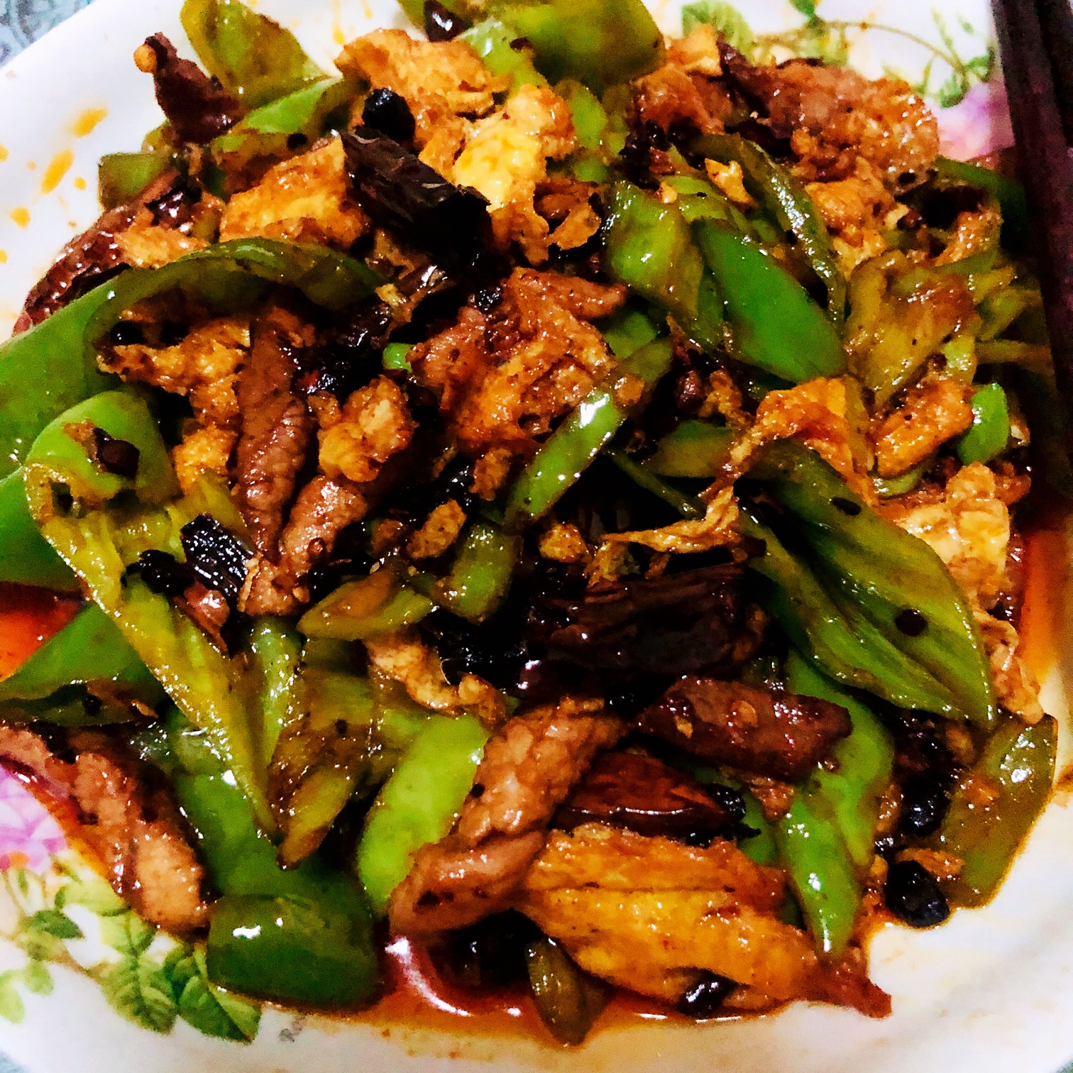 干饭了，干饭了，青椒炒肉加鸡蛋

50 / 作者:主角爱我 / 