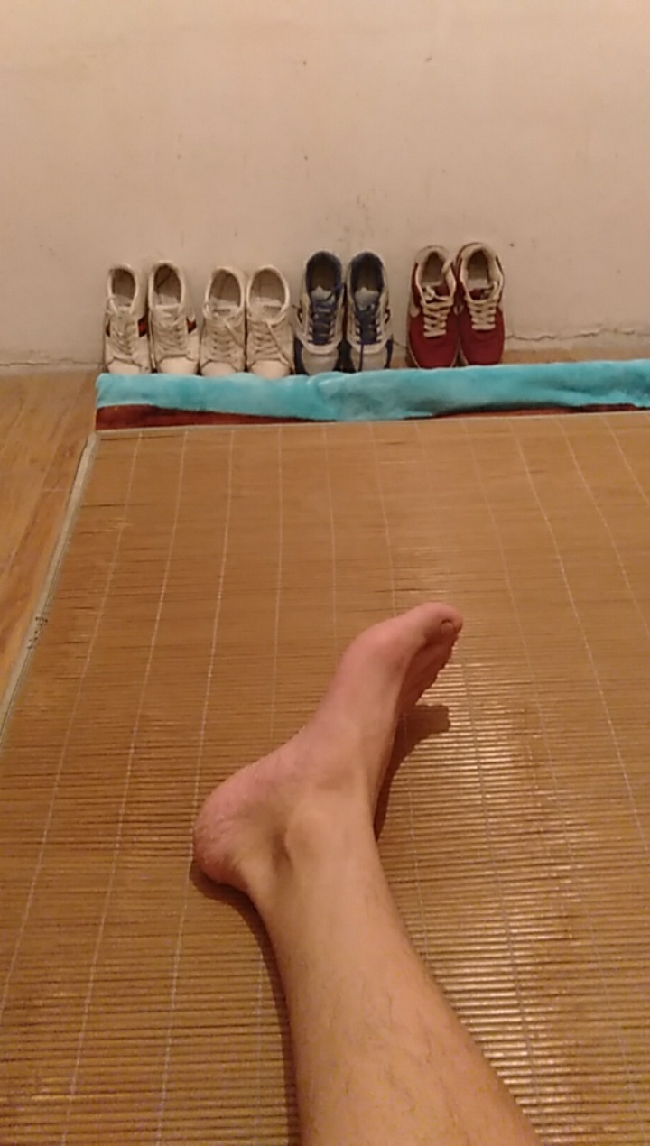 大晚上翻来覆去睡不着 有没有老哥一样的

53 / 作者:往事如风666 / 