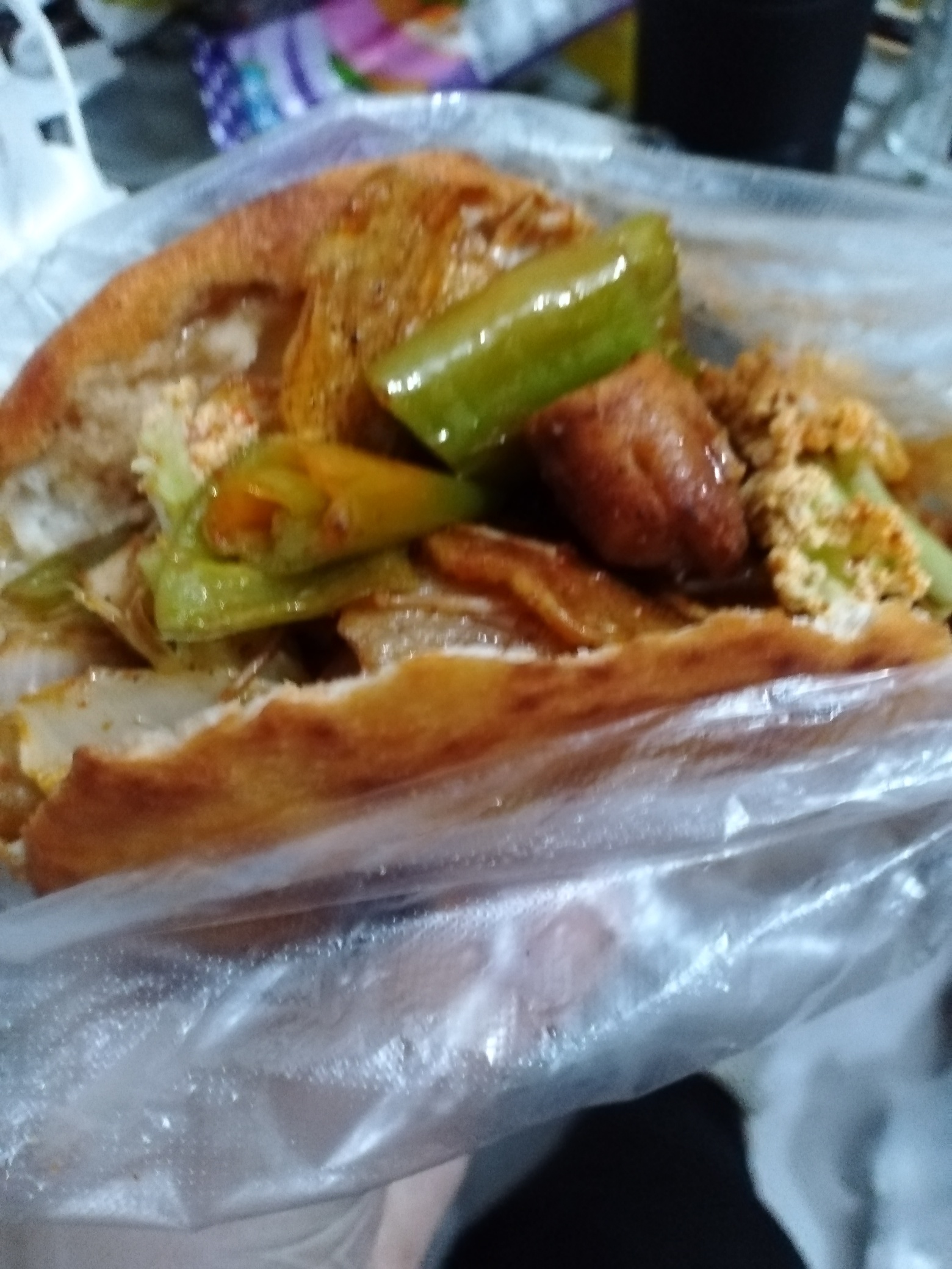 没烟了去超市买烟，看见有卖加馍的就去了，一个纯菜的要我11，我特么还不如吃肉，看见58 / 作者:恬然 / 