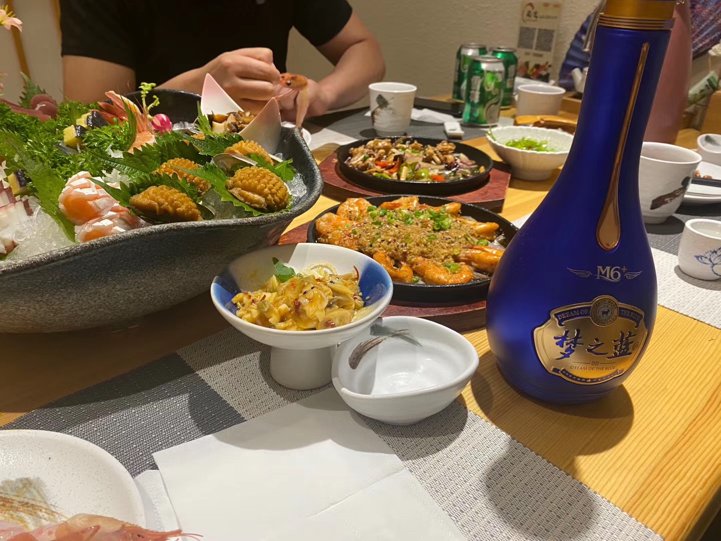肚子饿的呱呱叫

27 / 作者:雷朋 / 