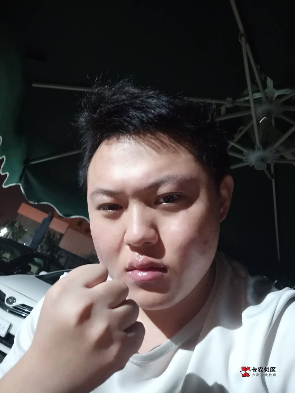 卡农一哥，夹b海盗。


9 / 作者:不想太多 / 