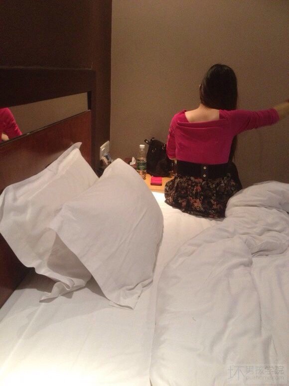 我看到两位兄弟干起来了好像