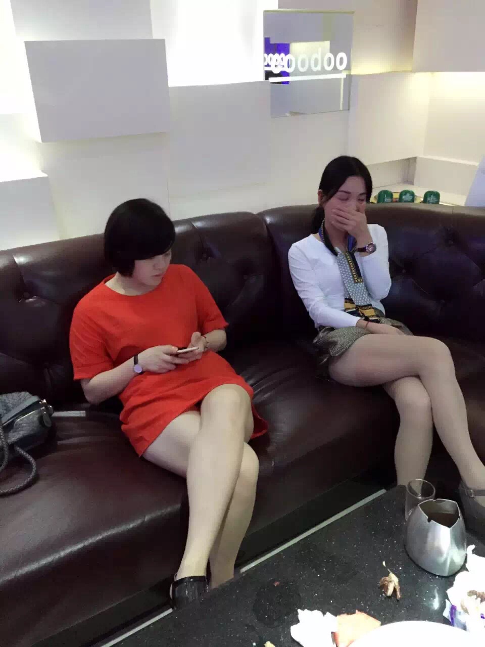 @帅萌萌 怎么全是线头呀差评。

51 / 作者:Hfy。 / 