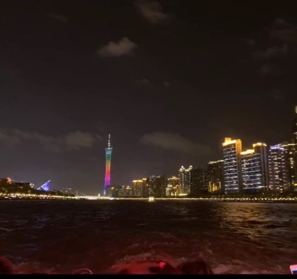 姐姐，在做什么@水织阿姨 

68 / 作者:￡997 / 
