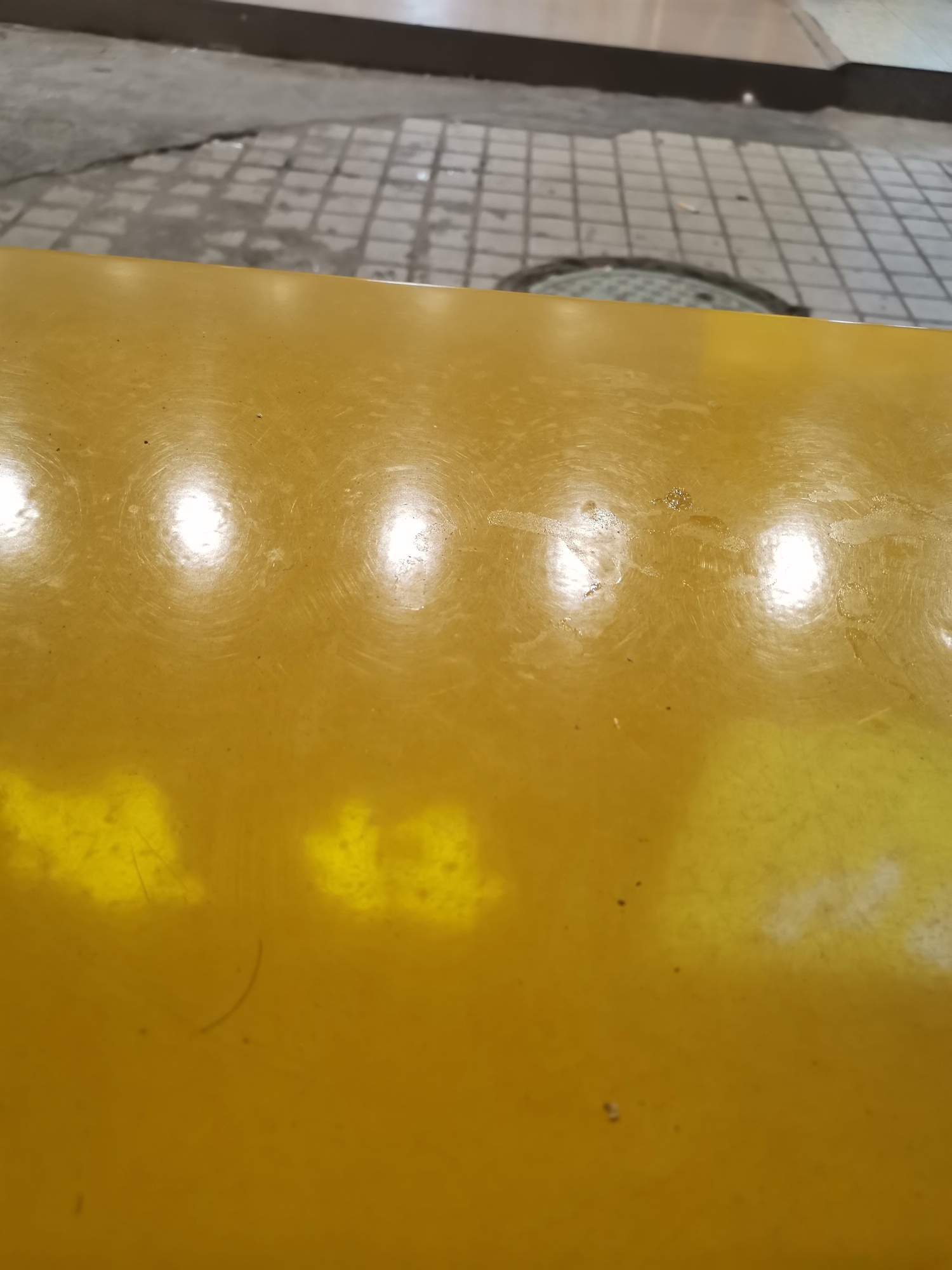广东的晚上也有点冷了


65 / 作者:何冰 / 