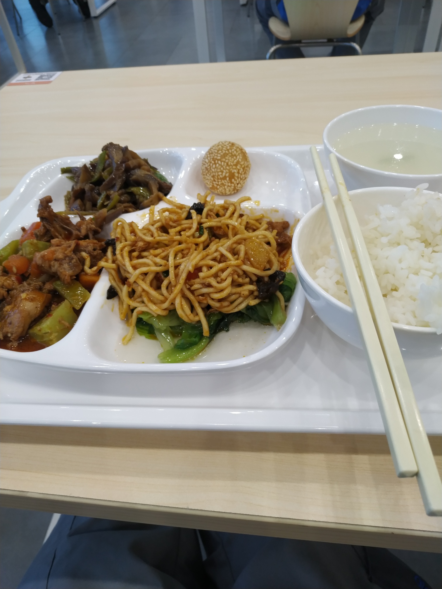 好饿，厂G一枚不想打工了，求富婆包养，不限年龄

59 / 作者:唐曾爱洗头 / 
