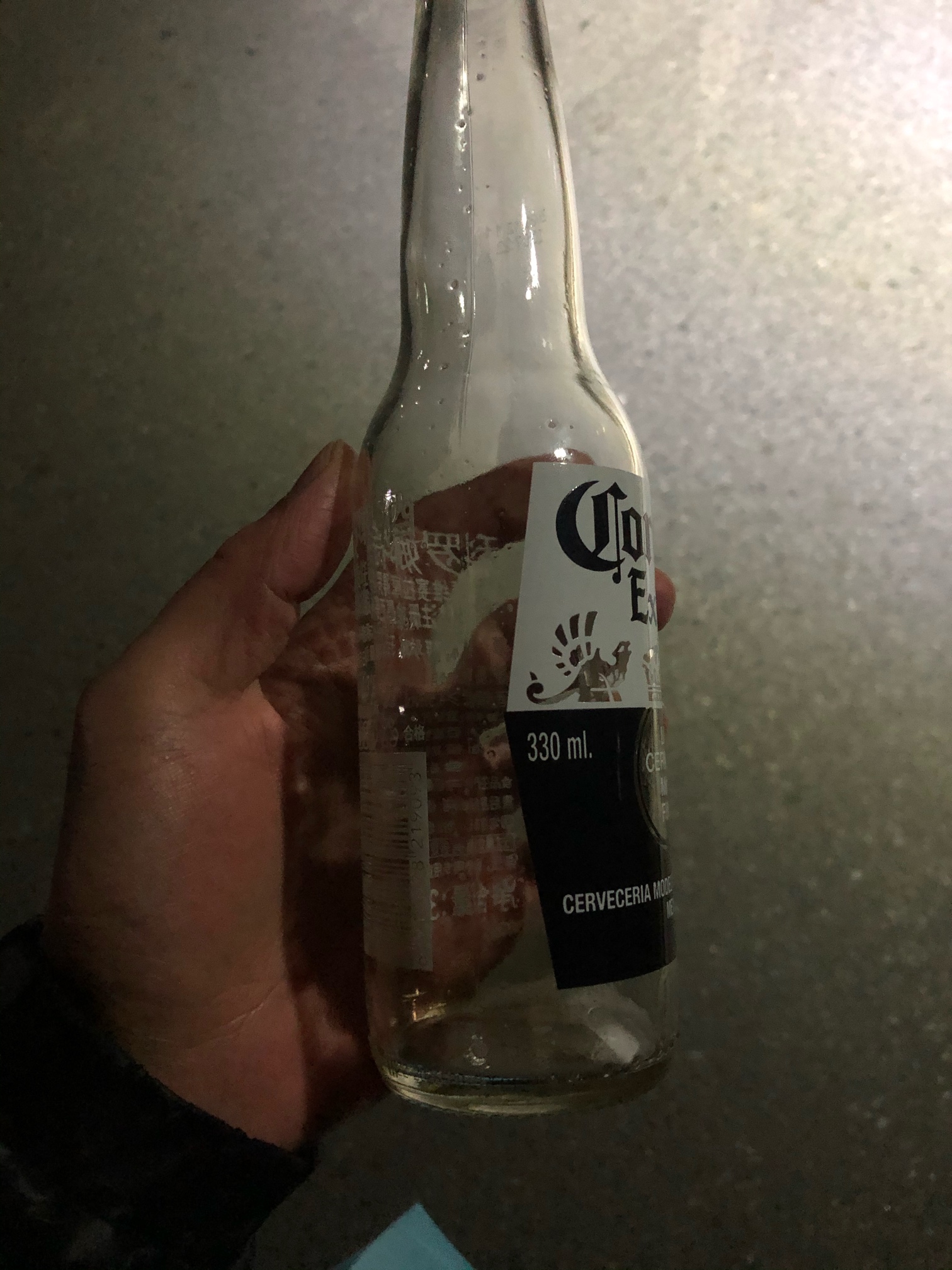大半夜点了份外卖，想喝口啤酒，留言给外卖小哥加钱带啤酒，结果没带，心里总不是滋味6 / 作者:警察 / 