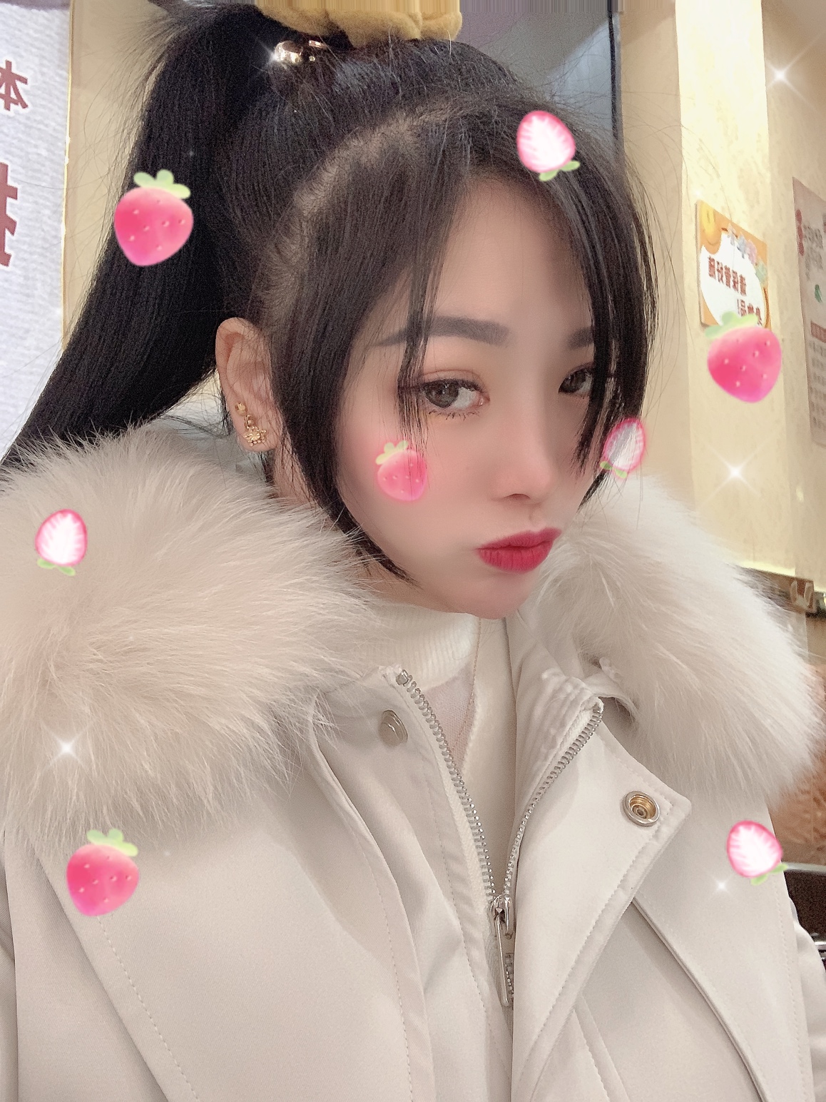 还有点钱，在卡农我也是小富婆。


3 / 作者:小丽姐姐 / 