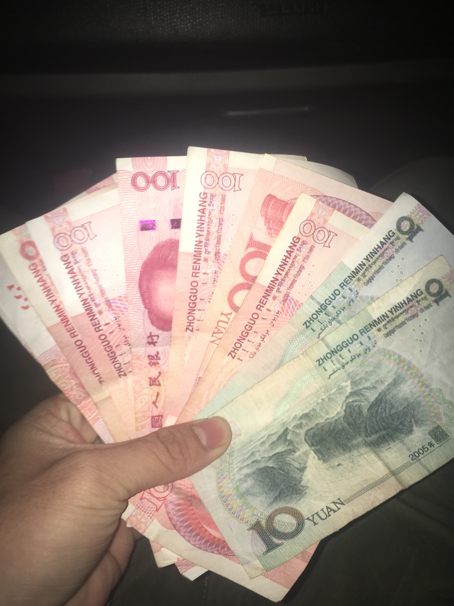 求个商家码

27 / 作者:啊正某得救啦 / 