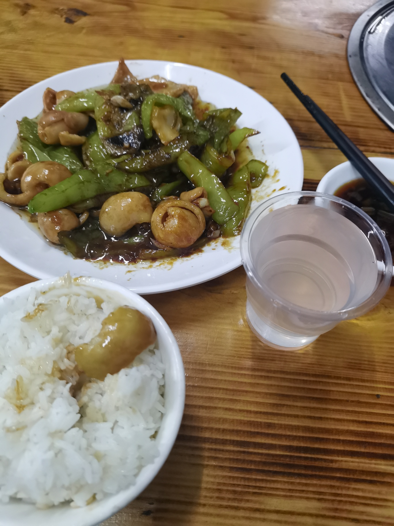 一天一顿  加几杯广西米酒   舒坦

98 / 作者:该用户已注册！ / 