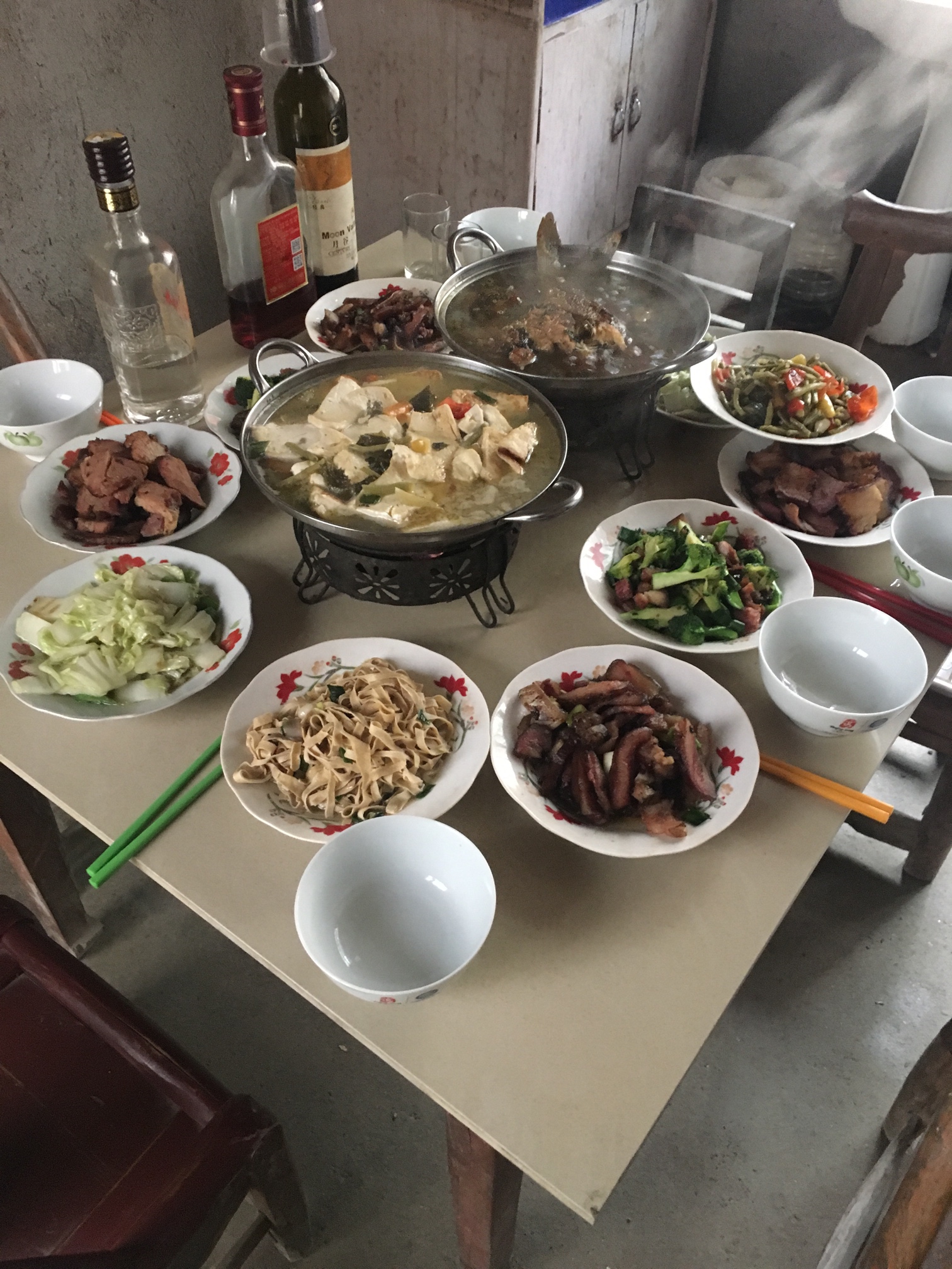 还是家里好！   
  
 
     还在在家吃饭香！久违的香味！  真香！
        
44 / 作者:未婚妈咪 / 