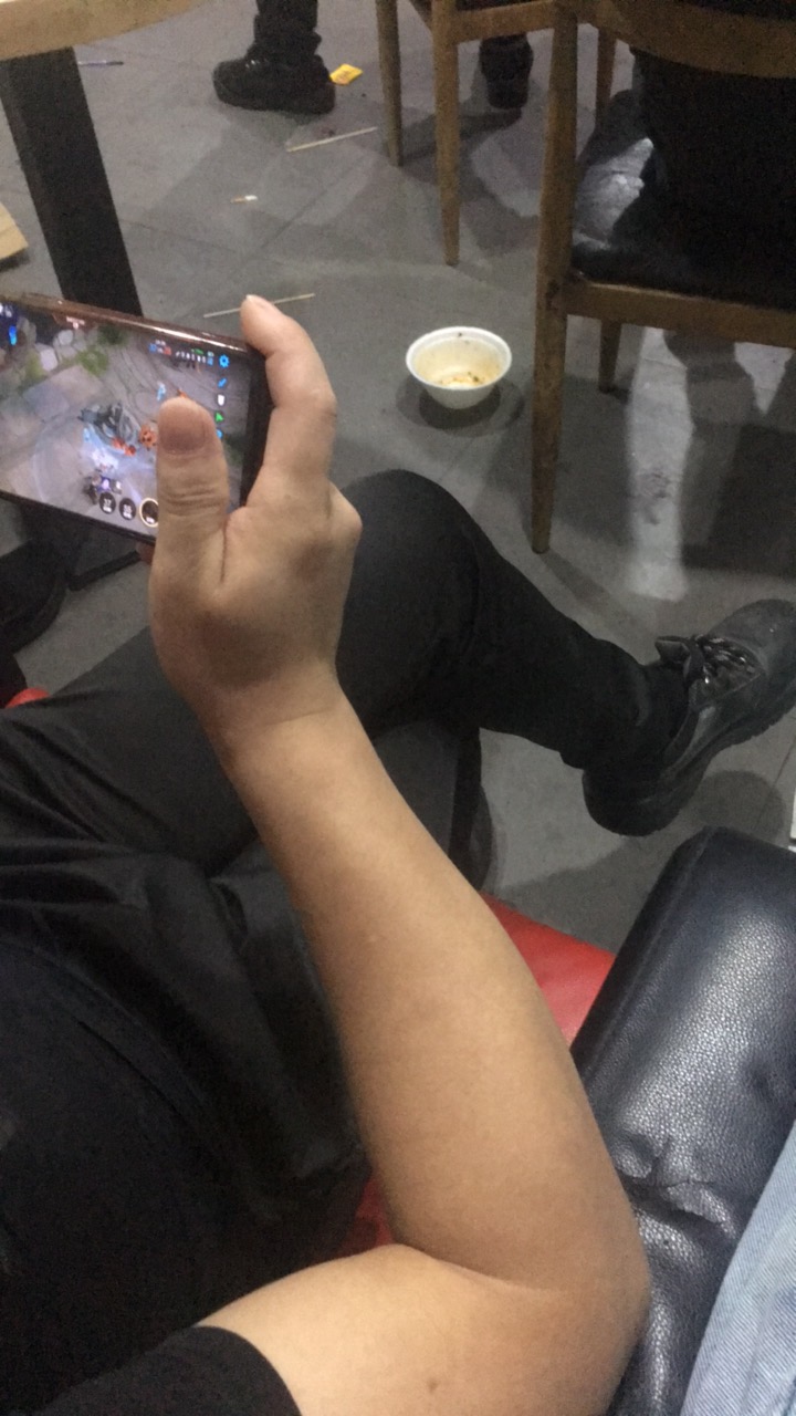 有没有收快手极速版和抖音极速版的新用户帮我同事撸

70 / 作者:兜里有套别乱摸 / 