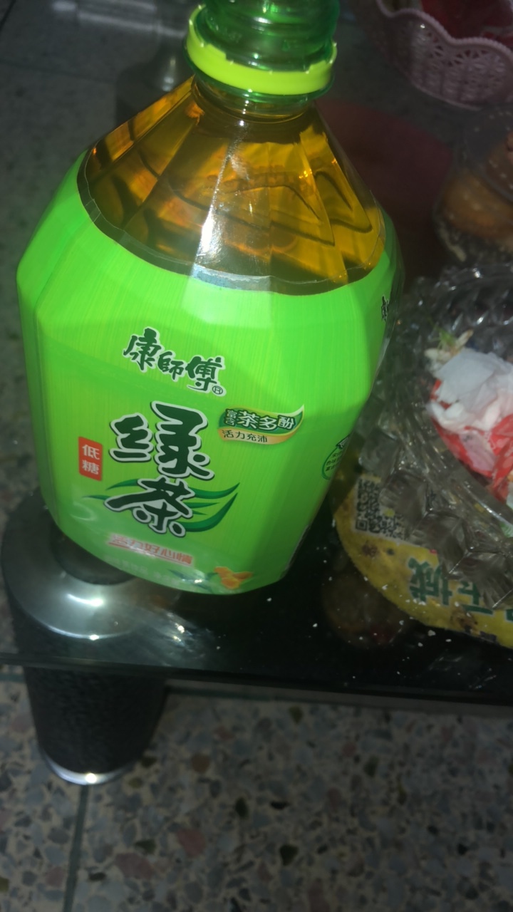 吃饭了  老哥们   明天继续搬砖

21 / 作者:丰 哥 / 