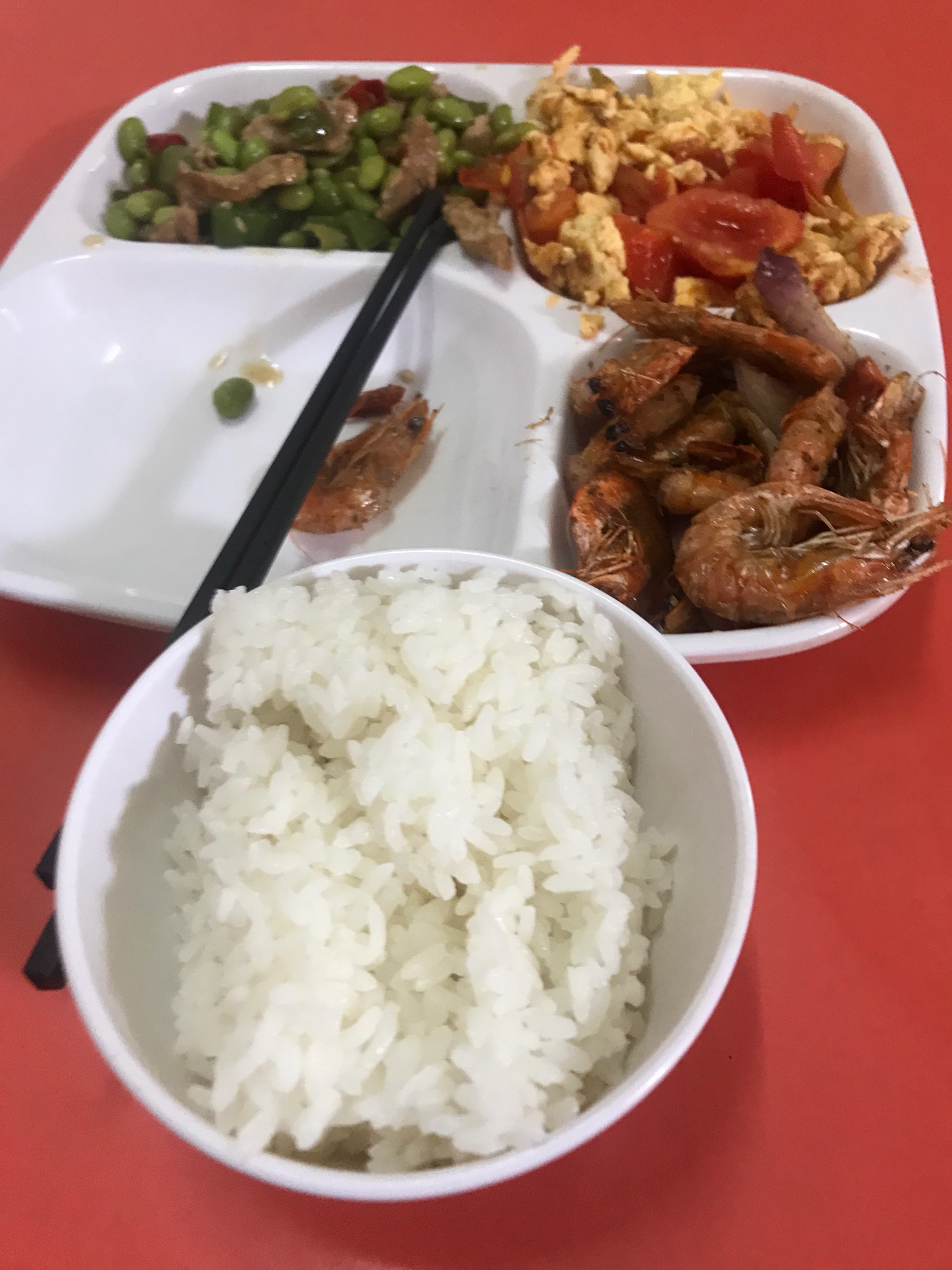 工作餐!午饭走起! 平平安安又度过了一上午!