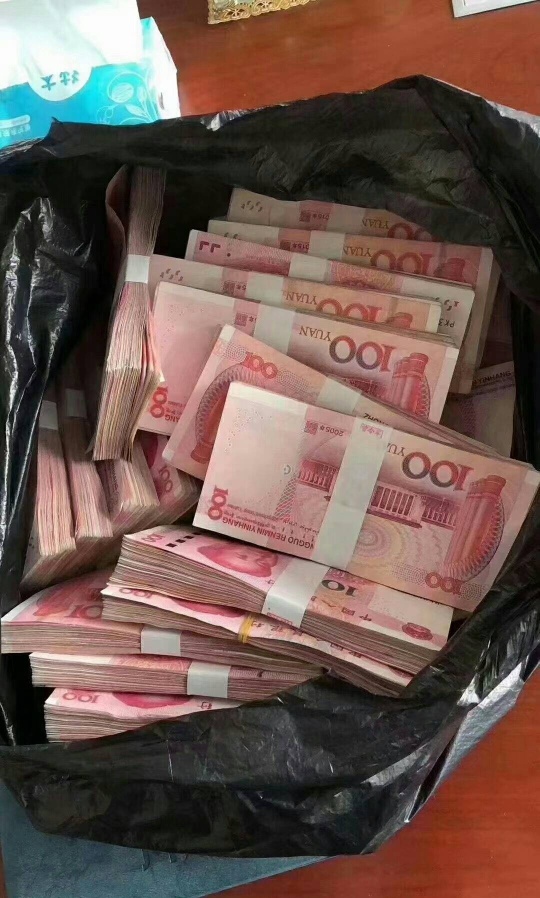 车卖了。美滋滋

0 / 作者:女神呢 / 