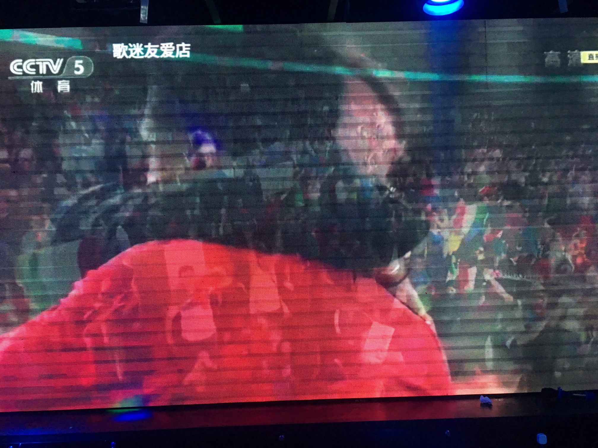 欧洲杯结束，意大利夺冠，常规赛1：1，加时赛1：1。点球意大利胜3：2

53 / 作者:洪水都没用 / 