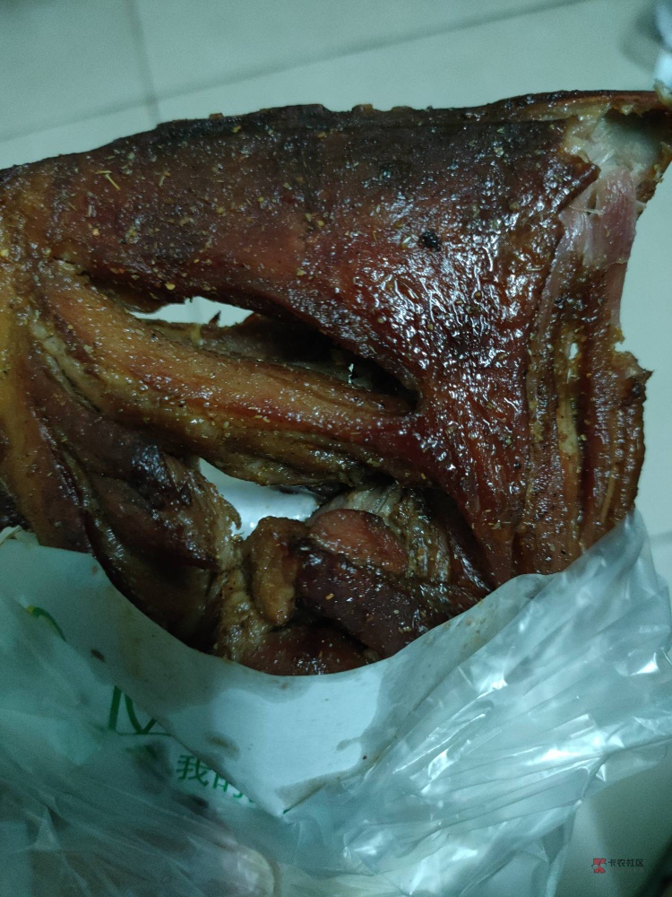 饿了一天了早上到晚上十点才吃饭，一个鸭腿半边西瓜 一个炒饭，两斤桃子。吃得好饱，27 / 作者:回望Yuki / 