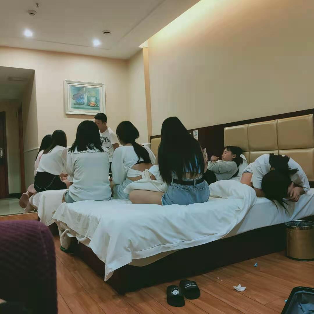 人头码不封号？.@@卡农小蛋 .是卡农注册号的门槛太低的原因吗？邀请码一个接一个的发49 / 作者:云杉薅羊毛 / 