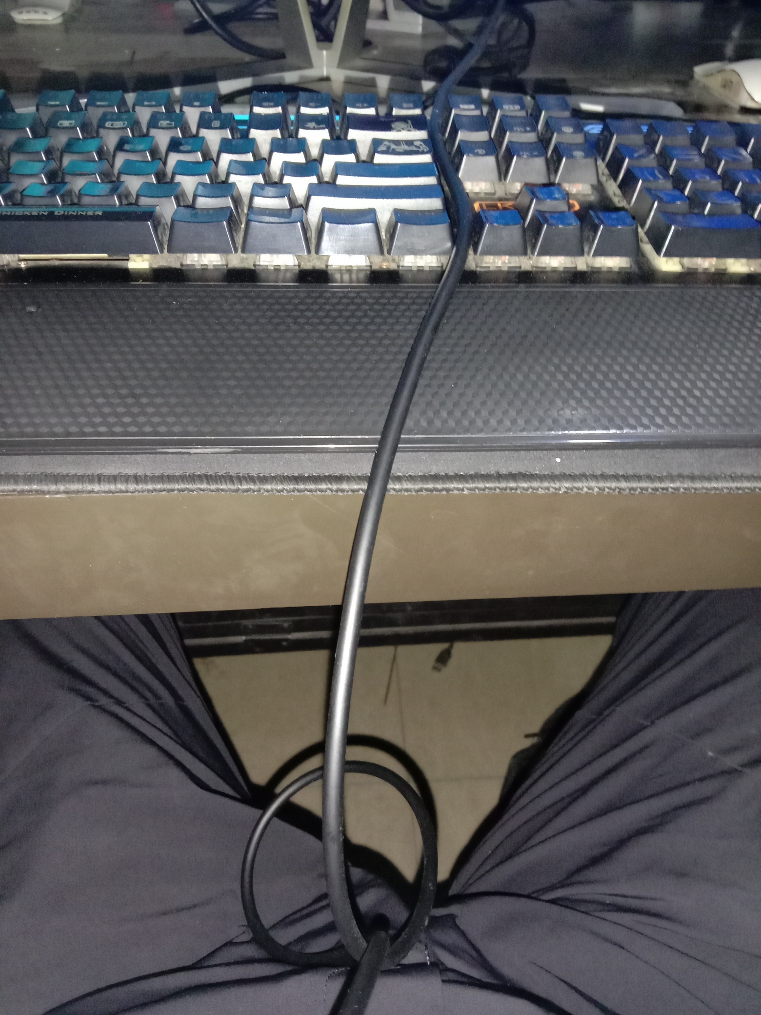 随机打赏一位真老哥500，没得到的也不要说？
56 / 作者:战服和对不起 / 
