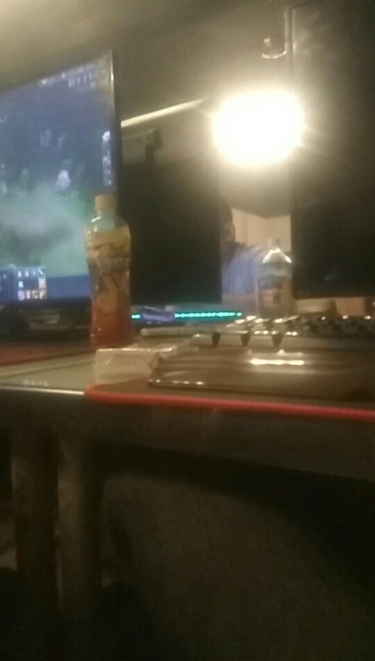 随机打赏一位真老哥500，没得到的也不要说？
85 / 作者:aa8552288 / 