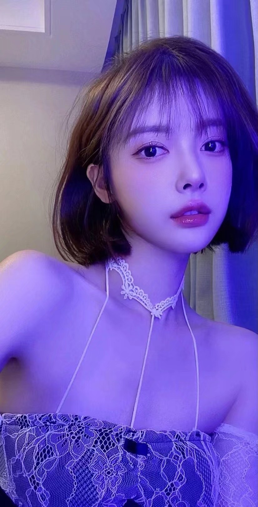 打卡



9 / 作者:莫颜 / 