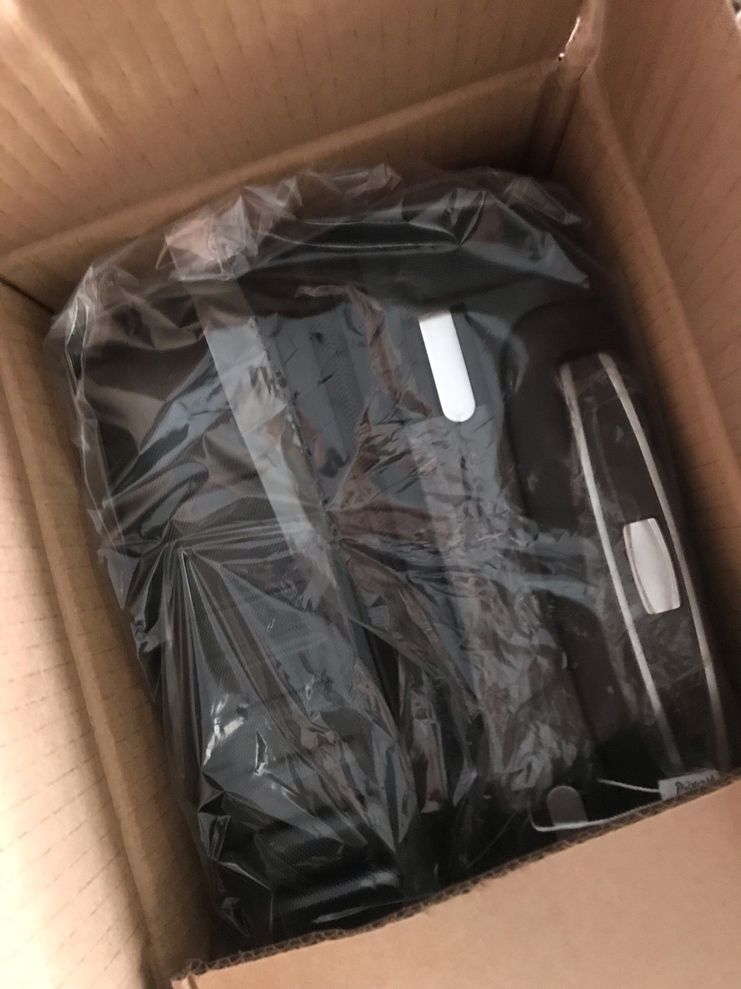 首发，见真银行app，也就是张家港农商直销，一分钱大秒杀，之前很多人在5月份都开过参57 / 作者:grf0581 / 