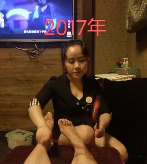 不平凡的走过了这么多年，回头看 回忆满满的






54 / 作者:、李先生ゝ / 
