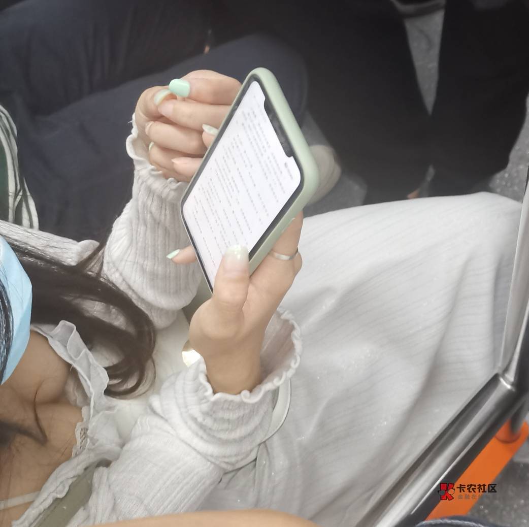 睡不着啊 宝妈们有没有uc来一个 5毛感谢

56 / 作者:涵知轩墨 / 