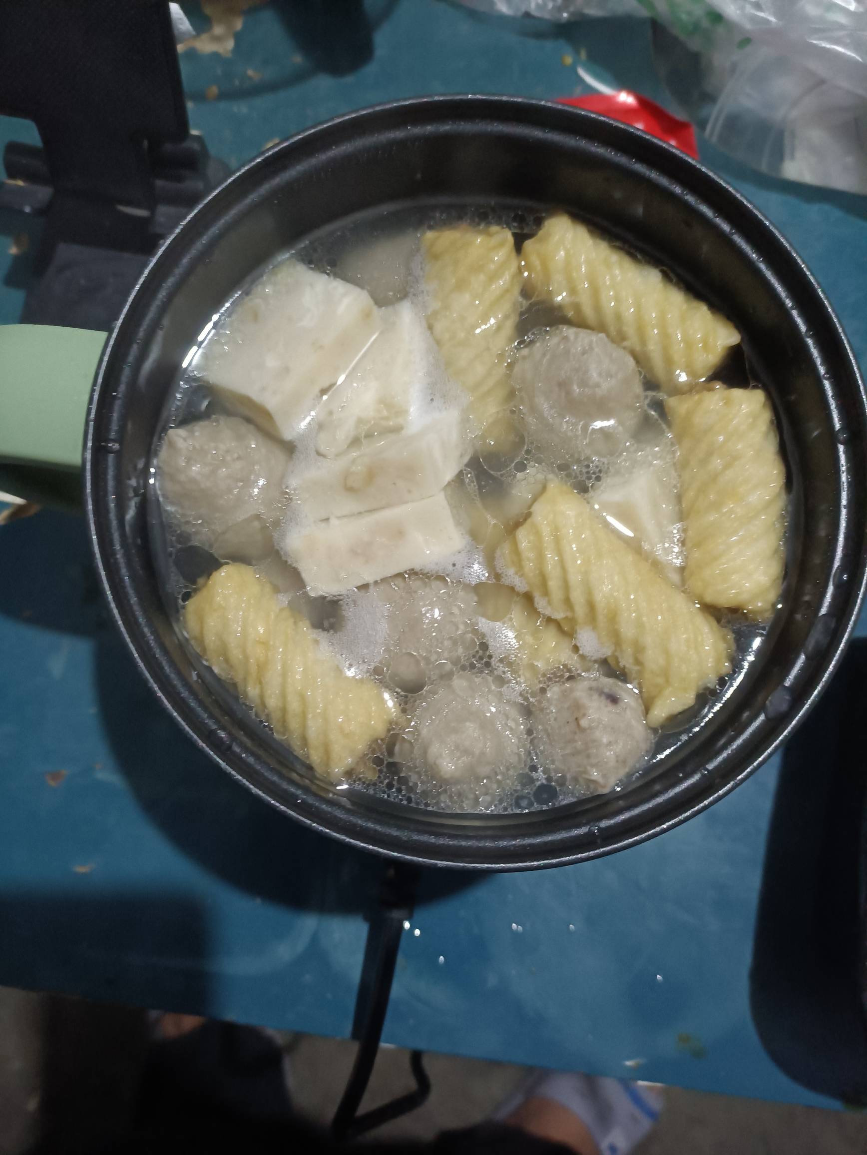 老哥们吃晚饭了，这几天就靠老农养着，以后有钱了一定支持老农，活的太累了

51 / 作者:最终幻想克劳德 / 