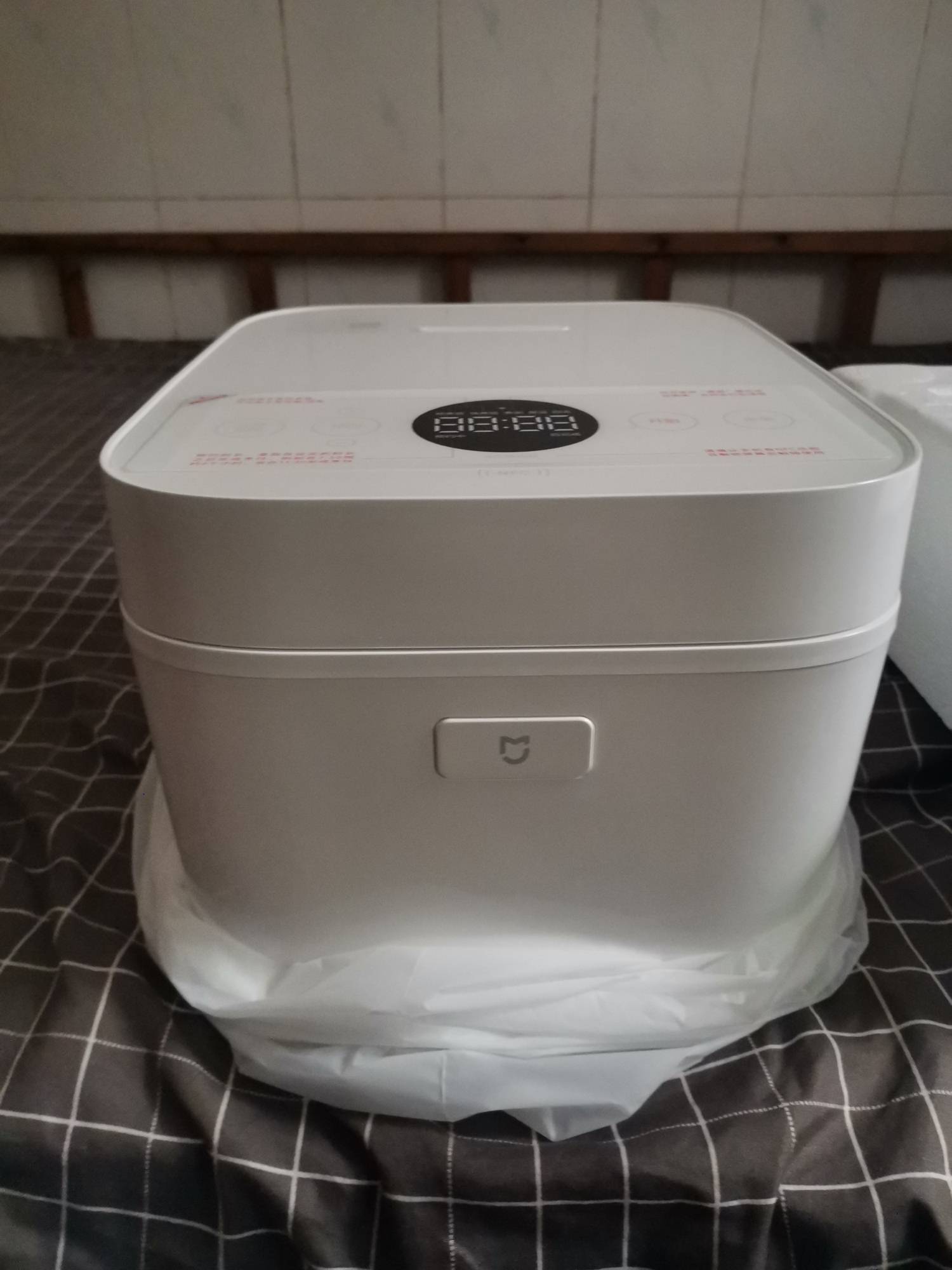 宁波小米智能微压3L,不是普通款，有需，榴



99 / 作者:hhja1239q / 
