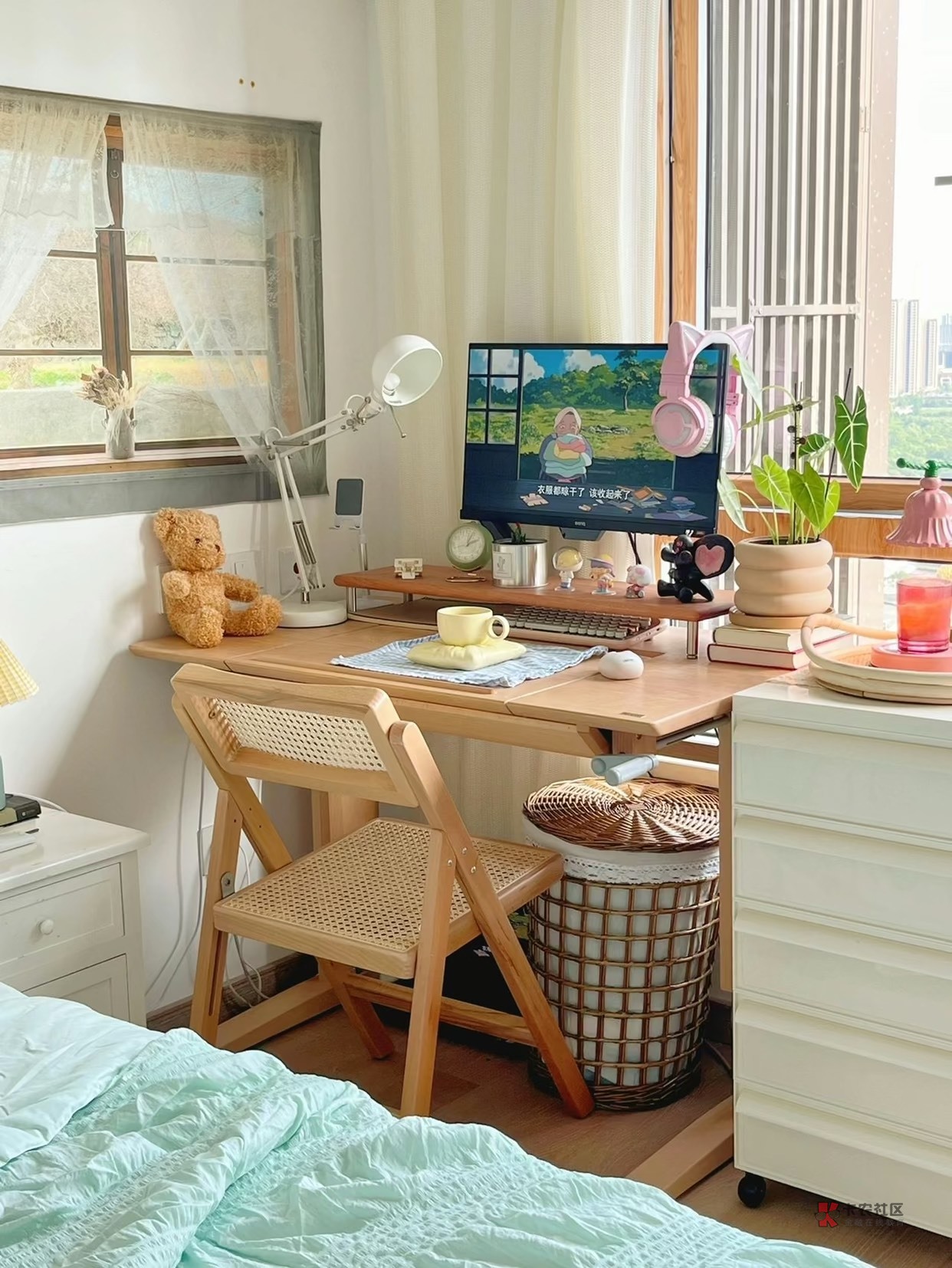 不赌,不毒,努力工作的社会主义三好青年,却因为贷款改变了人生轨迹。最早是因为两张95 / 作者:yr. /  不赌,不毒,努力工作的社会主义三好青年,却因为贷款改变了人生轨迹。最早是因为两张95 / 作者:yr. /