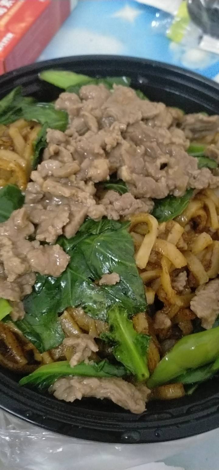 老哥们，吃夜宵了

12 / 作者:kn518 / 