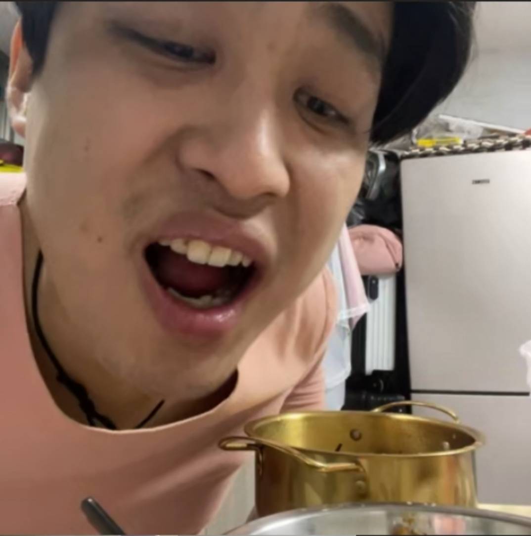 来卡农之后我遇见过很多老哥，他们让我明白一件事，来到这个大家庭除了你的家人可以骗7 / 作者:飞天巨蟹1 / 