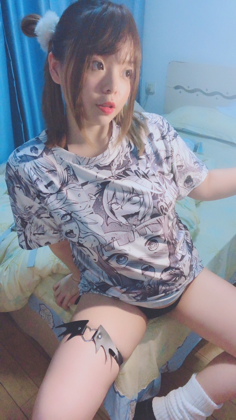 打卡


55 / 作者:欧拉欧拉 / 