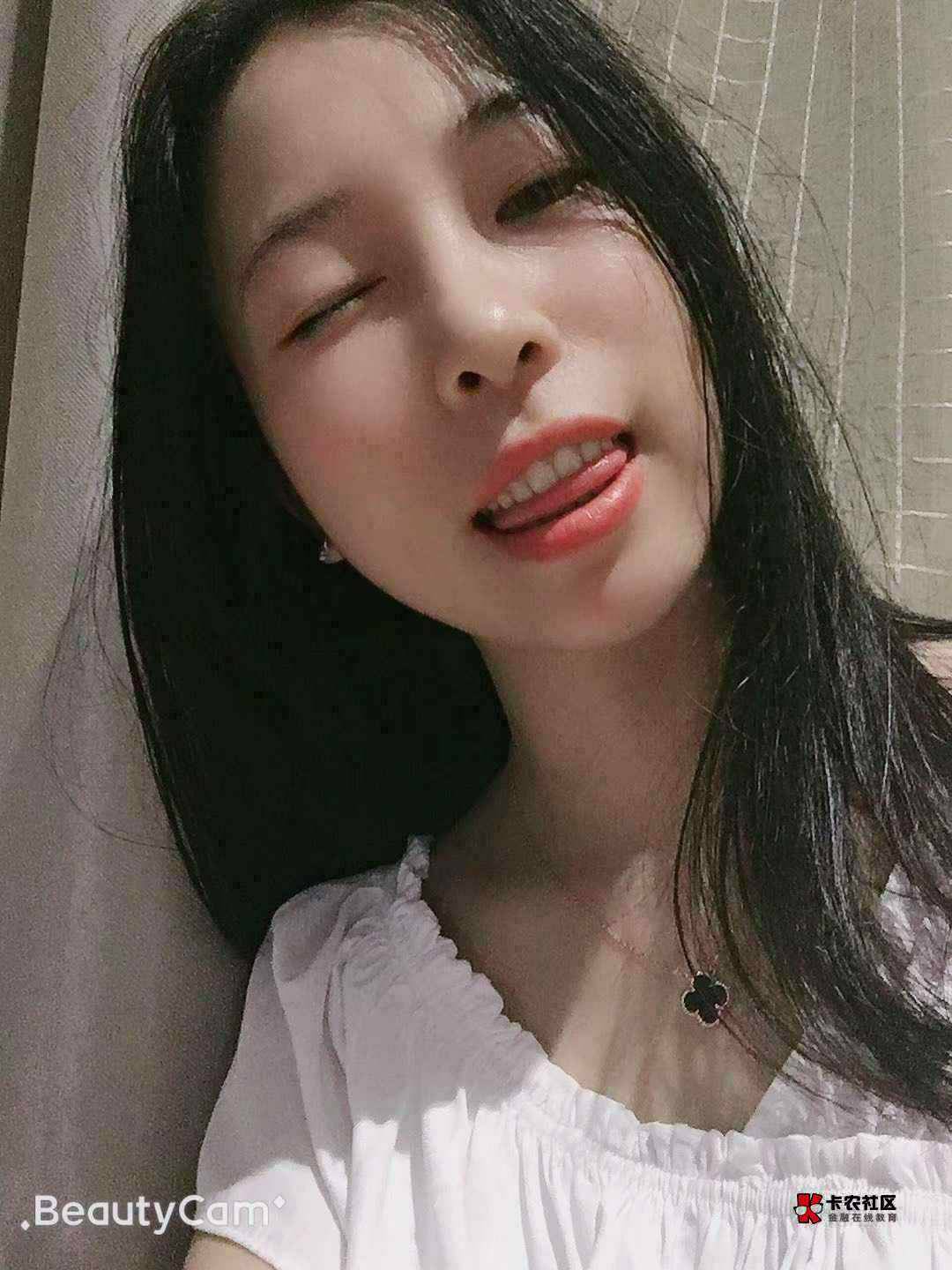 联通五星客户，天天话费毛冲的，直接升5星

75 / 作者:往后飞翔 / 
