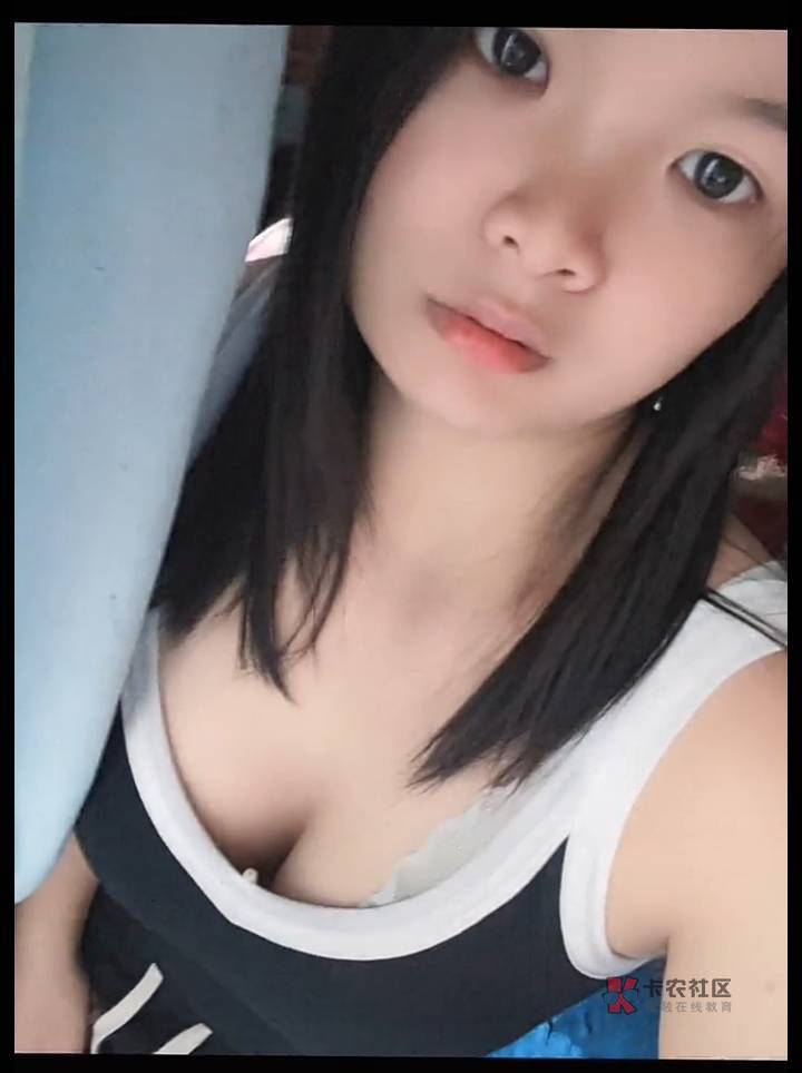下午3到的镇上，然后不回家，去网吧做到10点，走了四十多分钟进村，村里静悄悄，刚进59 / 作者:永恒yi / 