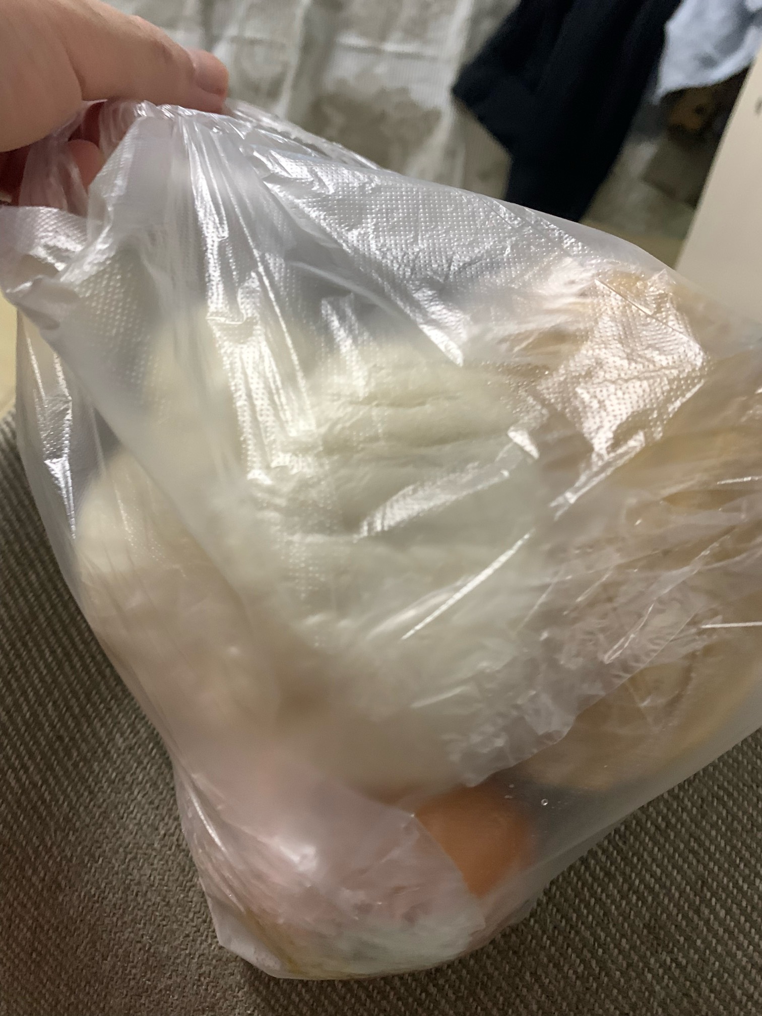 两豆沙包一馒头一鸡蛋配上支付宝红包只用了一块多 加上自制奶茶三得利乌龙茶和鲜奶调55 / 作者:玩什么x / 