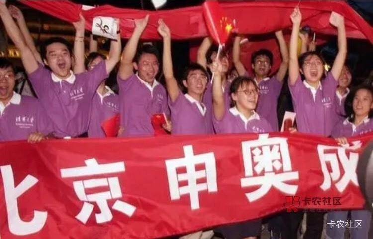 首发，有水快冲！金水金毛犬就是它老姆在外面被驲被车轮战整出的品种！金水整体特征是87 / 作者:大雕哥哥 / 