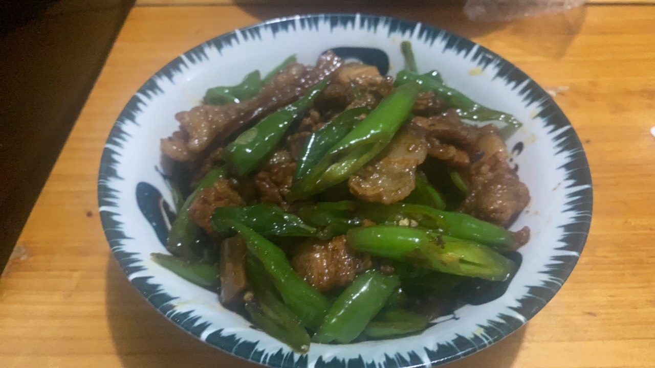 饿了，老哥们自己炒了点饭吃

30 / 作者:一直小鸟 / 