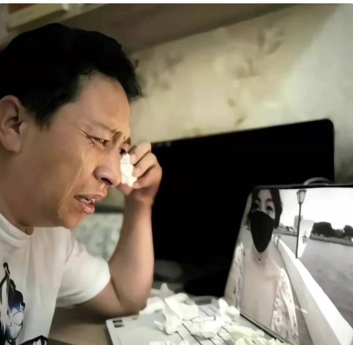 一个毛都没啊！

20 / 作者:瑕疵 / 