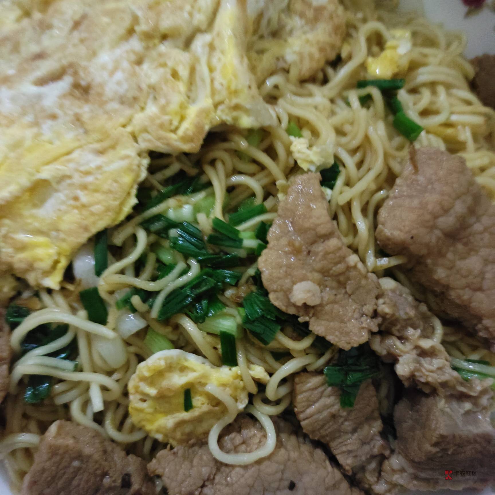 开饭了老哥们我饱了老哥们先吃，我不允许还有老哥饿肚子的



59 / 作者:卡农眼镜哥是酒剑仙 / 